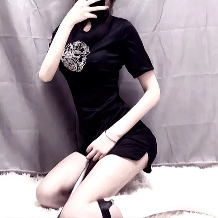 红帐篷